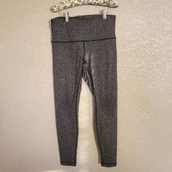 Lululemon wunder under herringbone style size 12 - Picture 2 of 8